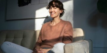 “Isha e shkatërruar në çdo drejtim”-  Rrëfimi i një ish-dëshmitareje të Jehovait: Drama e madhe që përjetova. Kur i lashë, rilinda!