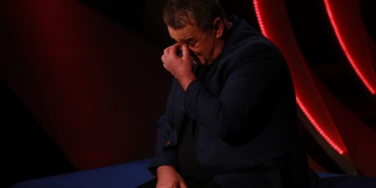 “Na ke kërkuar të mos derdhim lot”, Agron Llakaj jep lajmin e hidhur për personin e dashur: Udhë të mbarë drejt Zotit…