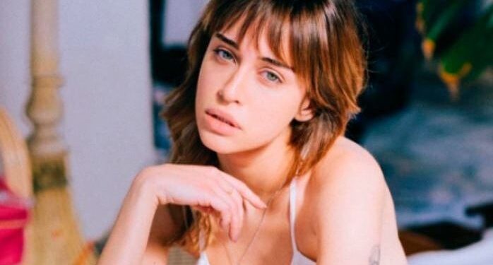 “Kam që 15 vjeç me këtë histori”, Dojna Mema zbulon sëmundjen që e shoqëron prej fëmijërisë