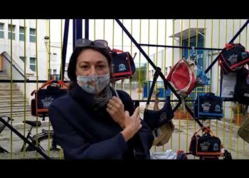 Kundër mbylljes së shkollave, nënat në protestë në Bari Itali
