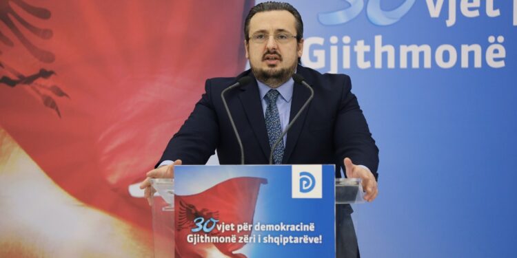 PD: Qeveria shkeli Kushtetutën. Nuk negocoi kushtet e borxhit dhe nuk mori plotfuqinë tek Presidenti
