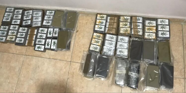 Operacioni antidrogë, zbulohet marijuanë e sekuestrohen automjete
