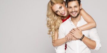 Tre shenjat e zodiakut që gjithmonë kthehen të ish-partnerët e tyre