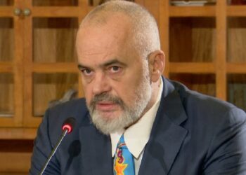 “Lajm i mirë”/ Rama: Brenda prillit edhe 23 mijë doza të tjera Pfizer