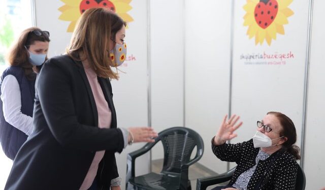 Manastirliu jep lajmin e mirë: Kemi ulje të shtrimeve në spitale/ “Komiteti po vlerëson masat”