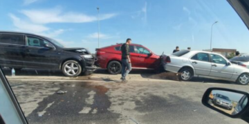 Përplasen 6 automjete njëra me tjetrën në autostradën Tiranë-Durrës