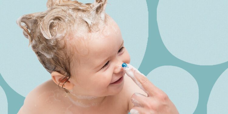 Katër mënyra të vlefshme për të përdorur shampon e fëmijëve