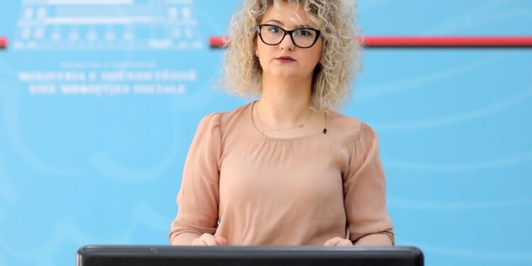 Dita me numrin më të lartë të të prekurve me COVID-19, 48 raste pozitive brenda 24 orëve, 4 raste në Durrës, 1 punonjës i administratës së bashkisë