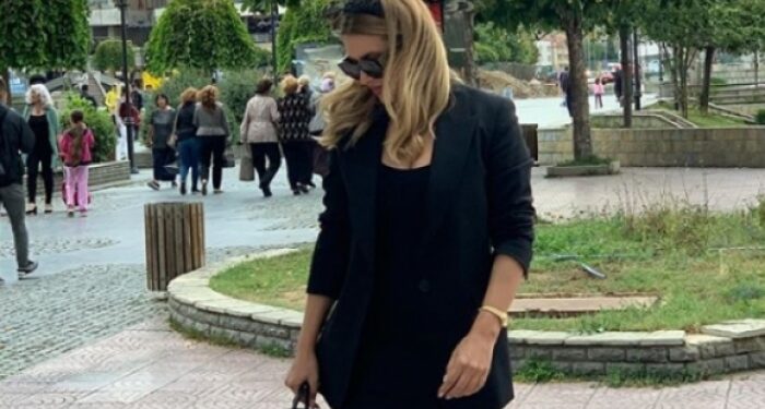 E humbi në luftën e Kosovës, këngëtarja e njohur përkujton me dhimbje 22-vjetorin e të atin (FOTO)
