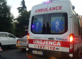 Shpërthim i fuqishëm në ish-kombinatin e Metalurgjikut në Elbasan, 5 persona të plagosur rëndë