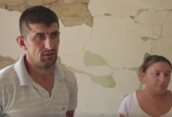 “Që kur ka rënë tërmeti, ne jetojmë në atë kontenier”, Partia Demokratike denoncon një tjetër rast qytetarësh që vuajne pasojat e tërmetit të 26 nëntorit