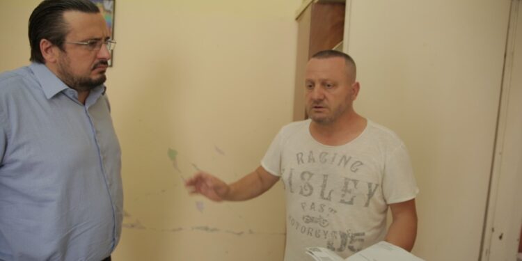 “Dua atë që më takon, të më japin lekët të filloj punimet”. Denoncimi i qytetarit nga Shijaku, Shpëtim Dollaku: Kam bërë vetëm letra, por asnjë kokërr lek nuk kam marrë