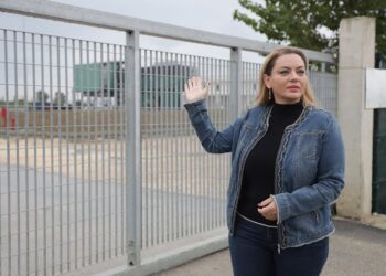 20 milionë euro për inceneratorin e Fierit, por ai nuk ekziston, Vokshi nga Mbrostari: Qeveria vjedh njerëzit, paratë shkojnë në parajsa fiskale