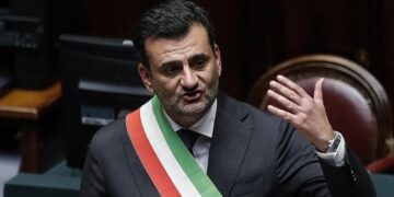 COVID-19, Decaro:  ‘Shtetrrethimi’ pas orës  21, sipas indeksit të infeksioneve