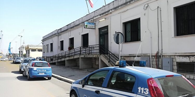 Në autostradë me 2.3 kg kokainë në makinë, arrestohet shqiptari në Itali