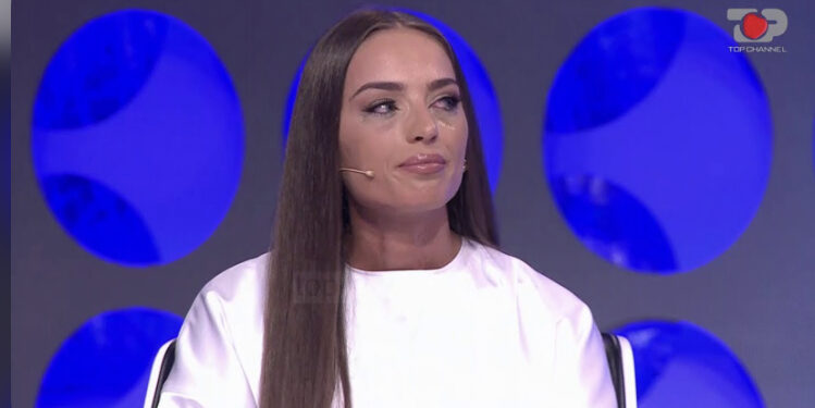 Ane e Perputhen : ” E rritur ne jetimore se bashku me vellezerit e saj.”