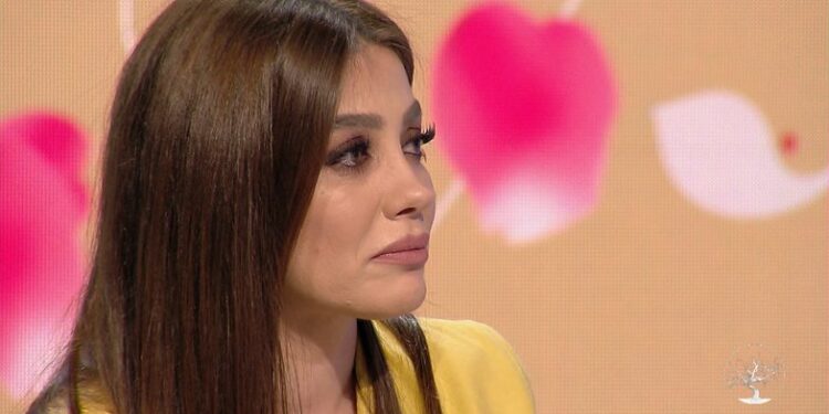 Arjola Demiri flet për momentet e vështira: ‘Kam rrëmbyer fëmijën tim’