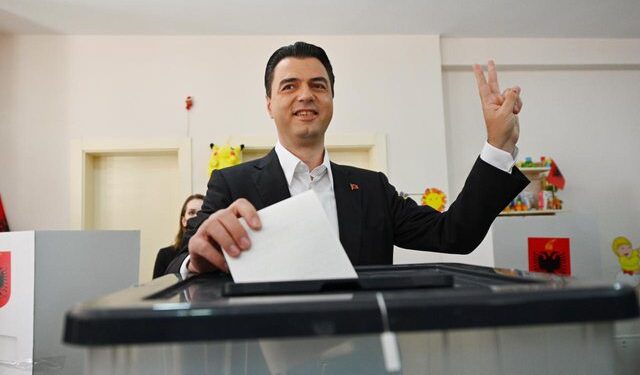 DW/ Partia Demokratike humb zgjedhjet e 25 Prillit, kërkohet dorëheqja e Lulzim Bashës