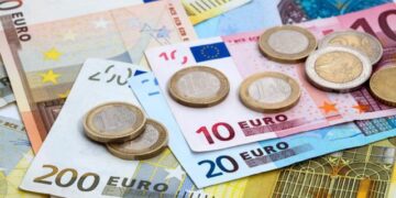 Njihuni me Këmbimin Valutor, 30 prill 2021