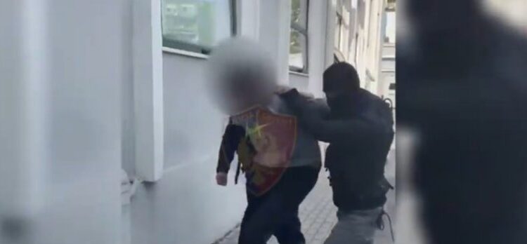 Grupi kriminal që grabiti vilat në Tiranë/ Gjykata merr masën dhe lë në burg 5 të dënuarit