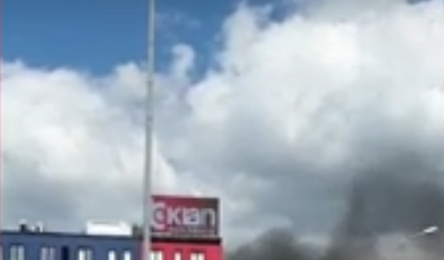 Video/ Godina e Televizionit Klan përfshihet nga flakët