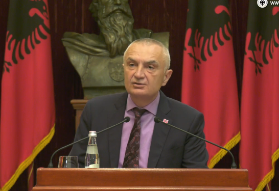 Shkarkimi i presidentit Meta, socialistët mbledhin grupin parlamentar