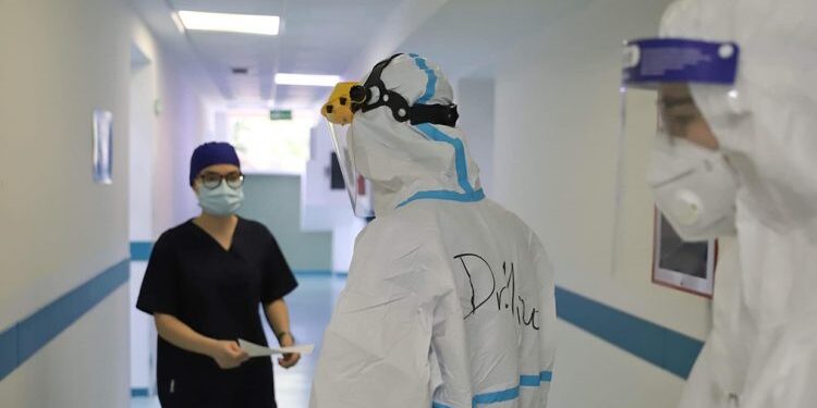 Instituti i Shëndetit në Norvegji rekomandon ndalimin e përdorimit të “AstraZeneca”