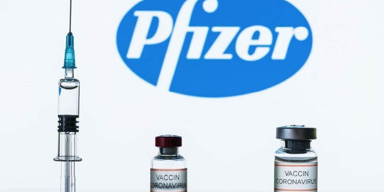 Studimi i fundit/ Vaksina Pfizer jep rezultate efikase për personat, me probleme kronike