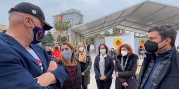 Rama jep lajmin për një tjetër kategori të riskuar/ Nis vaksinimi i operatorëve turistikë