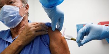 Në BE ka nisur shpërndarja e vaksinave të kompanisë amerikane Johnson&Johnson, e pohuar kjo Peter Liese, ligjvënës i Parlamentit Europian i cituar nga Reuters