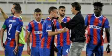 FOTO/ Vllaznia-Laçi dhe Teuta-Skënderbeu, mësoni si janë kuotuar në baste dy ndeshjet e Kupës së Shqipërisë