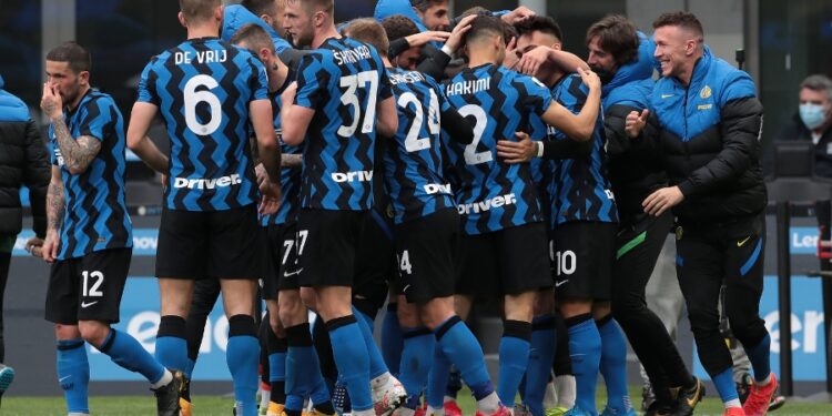 Llogaritë/ Kampion nga “divani”, ja si pritet ta fitojë Interi kampionatin