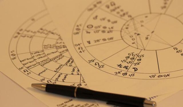Këto shenja të zodiakut do kenë një tetor të vështirë për sa i përket parave dhe punës